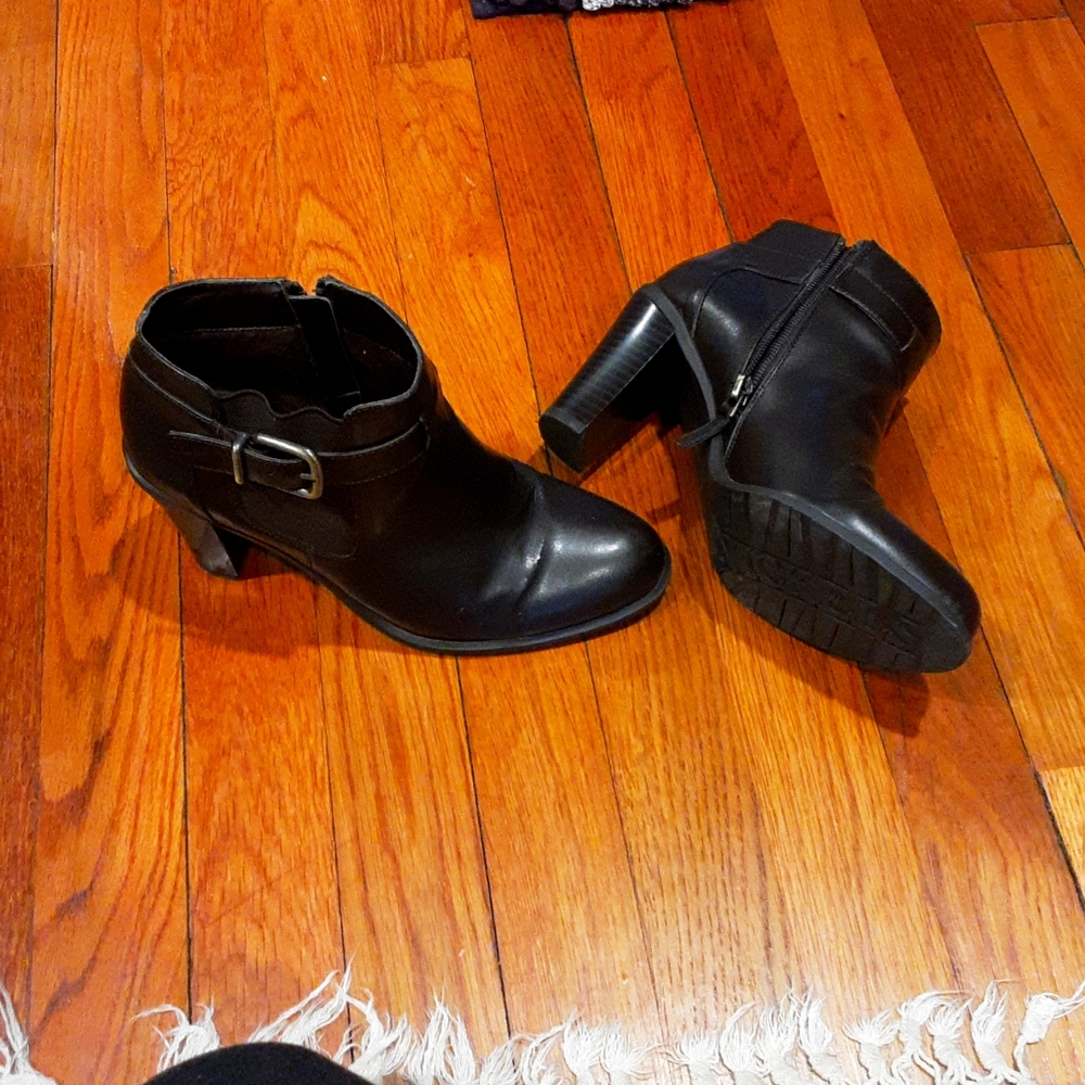 Nickels ankle boots